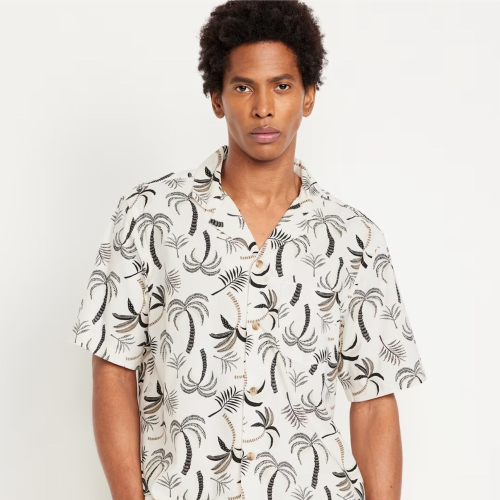 NWT! Old Navy Men’s Short Sleeved Shirt